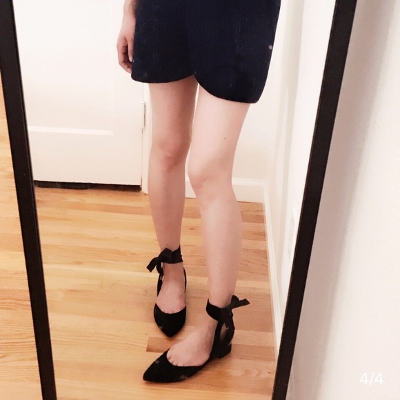 stuart weitzman lace up flats